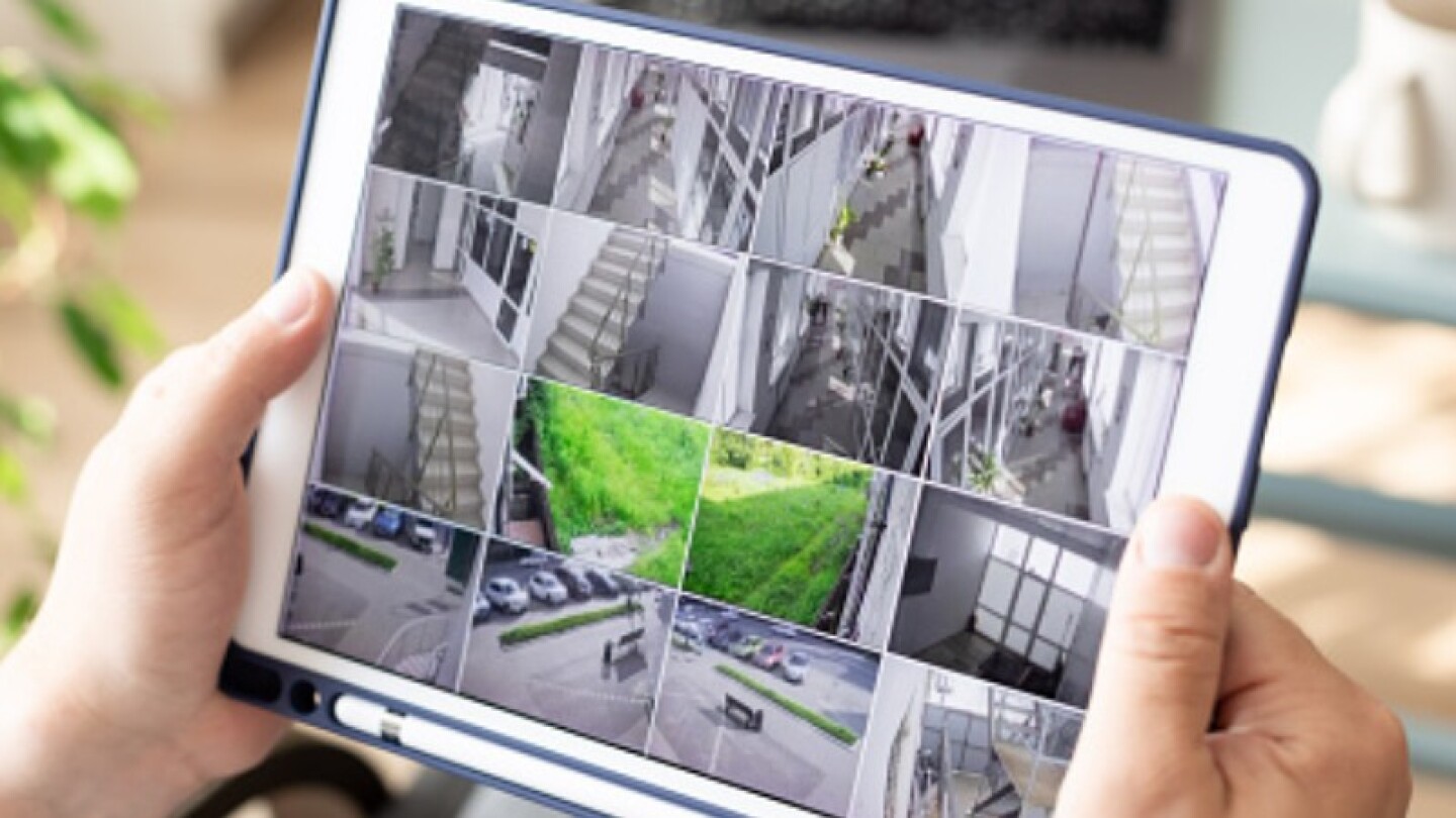 Alumnas encuentran cámaras ocultas en baños de colegio en Monterrey