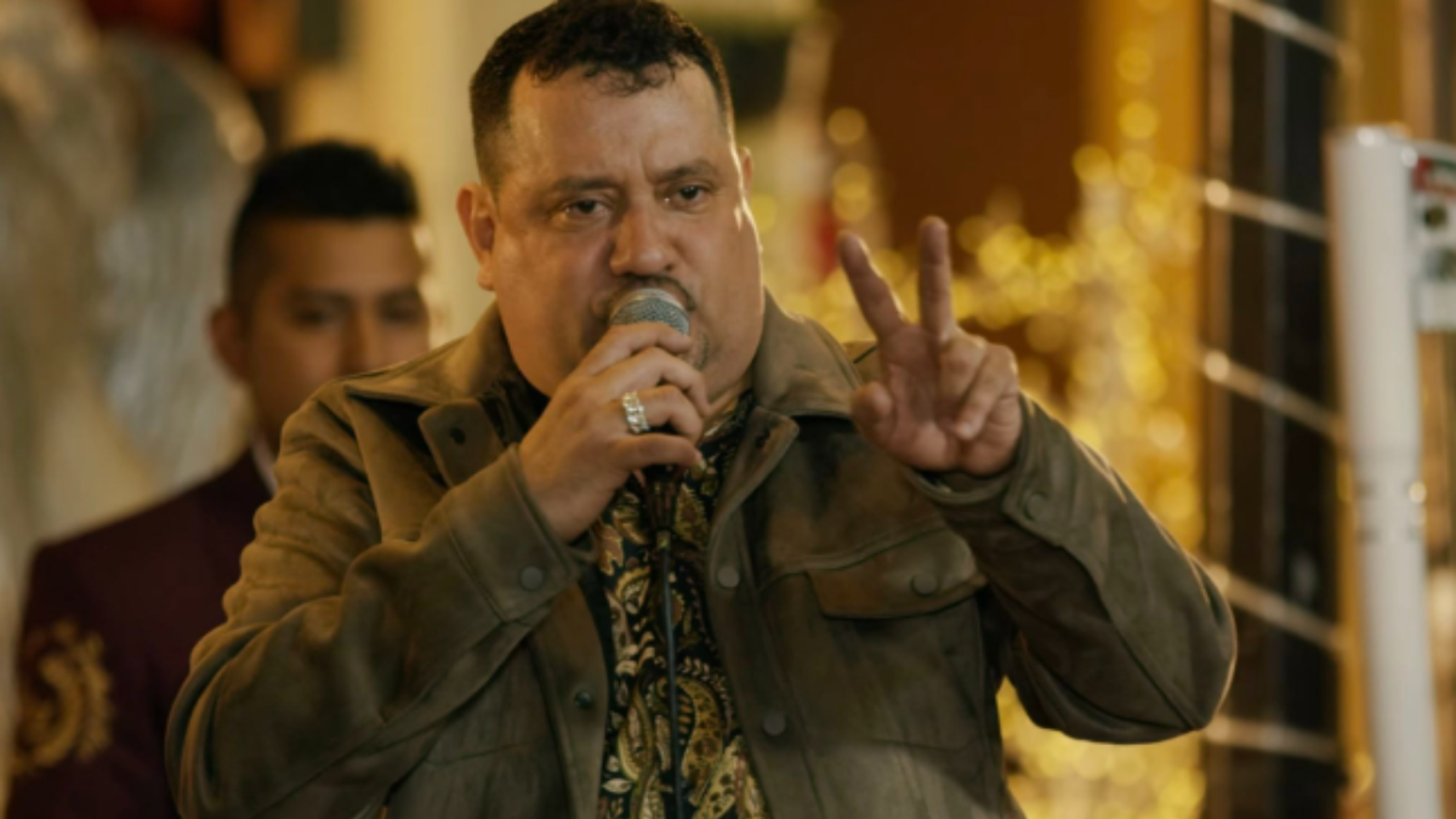 Adán Lozano, cantante mexicano herido de bala, comparten estado de salud