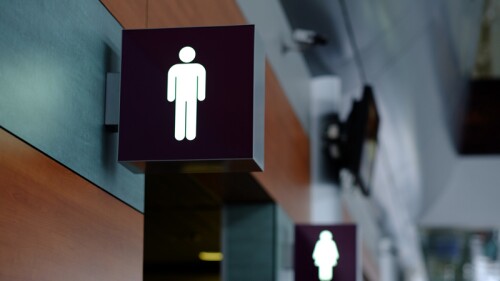 Sexo baño.