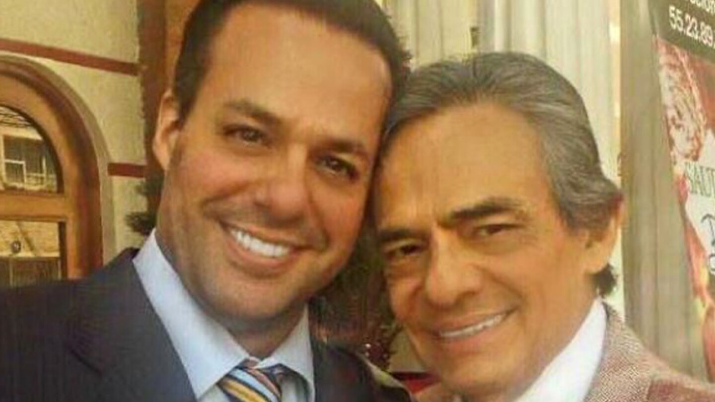 José Joel trabajó en el musical Amar y querer, tributo a José José