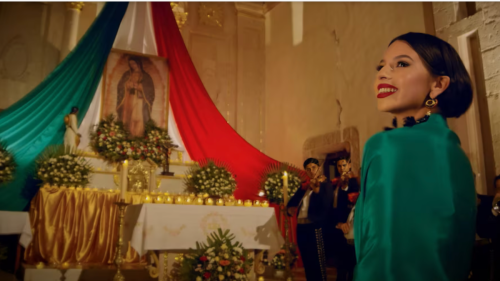 Ángela Aguilar en la Basílica
