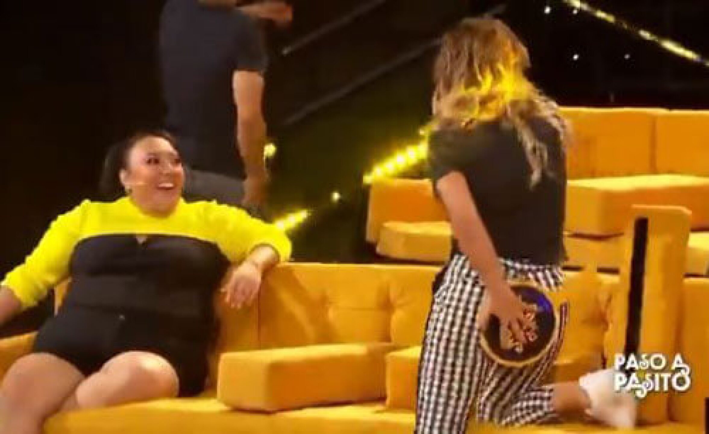 Mariazel no podía parar de reirse.