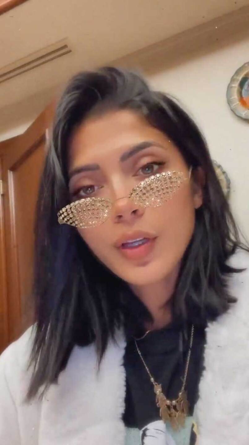 Kimberly Flores preocupa al aparecer en el hospital y con ultrasonido