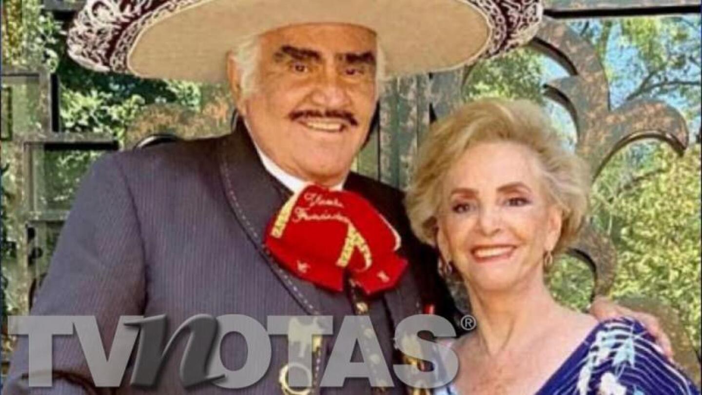 Vicente y su esposa.