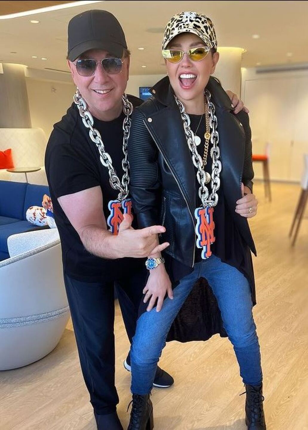 Ella es Leslie Shaw, amiga de Thalía señalada de ser la tercera en discordia en su matrimonio