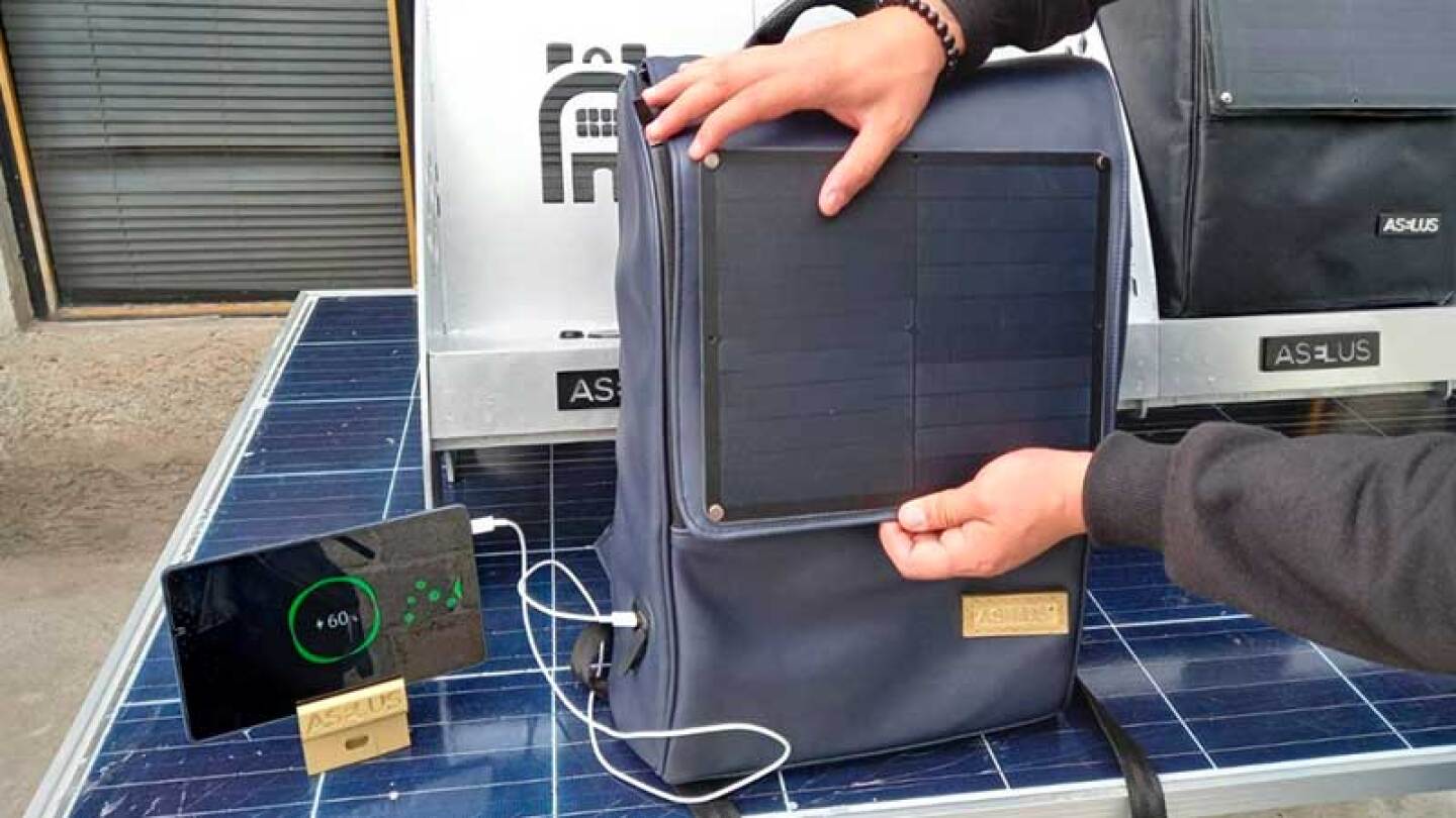 Crean mochila solar para ayudar a las comunidades rurales