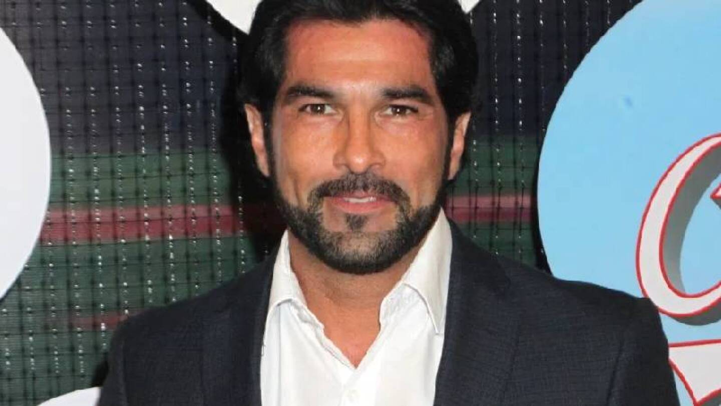 Arturo Carmona bioserie Alicia Villarreal