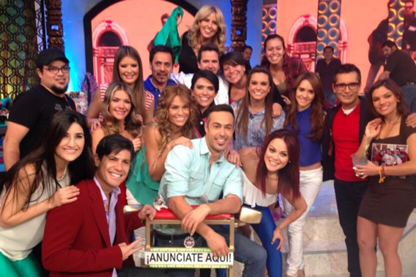 El equipo de Venga la alegría le dice adiós a Mauricio Mancera.