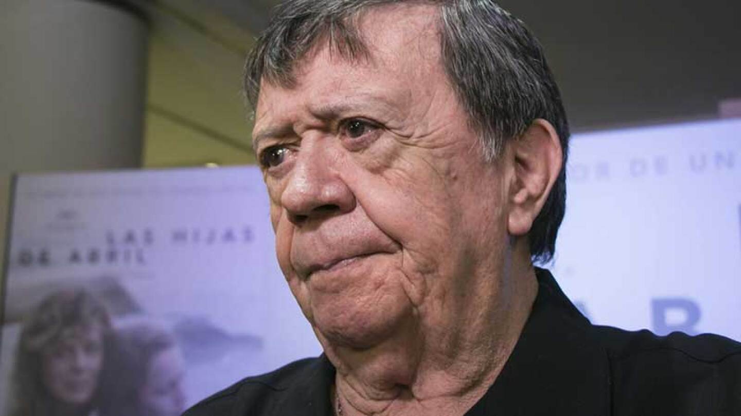 'Chabelo' se enoja con una reportera.