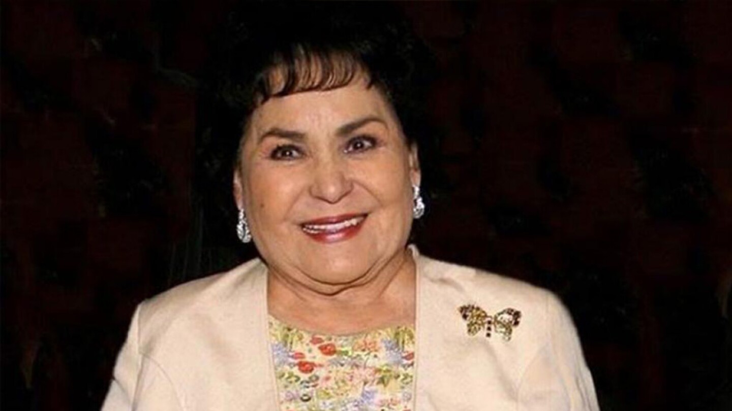 Carmen Salinas.