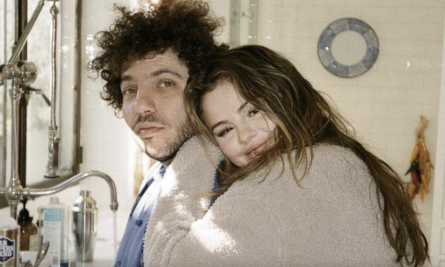 novio de Selena gomez hijos familia