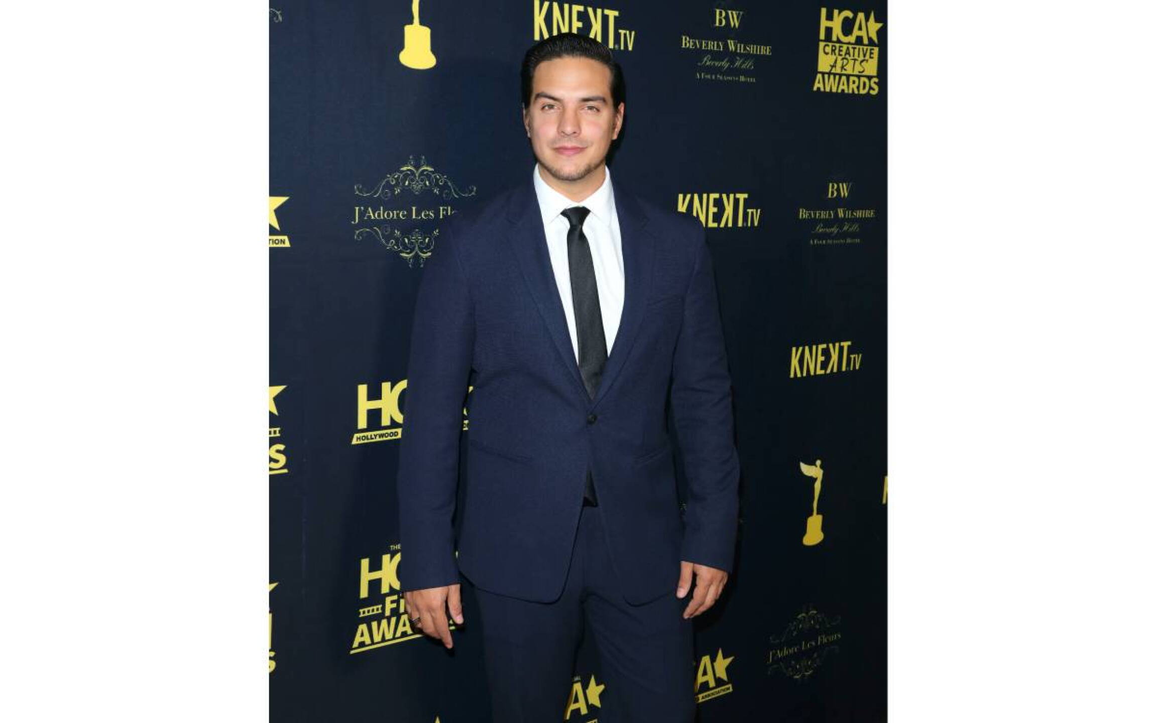 Vadhir Derbez