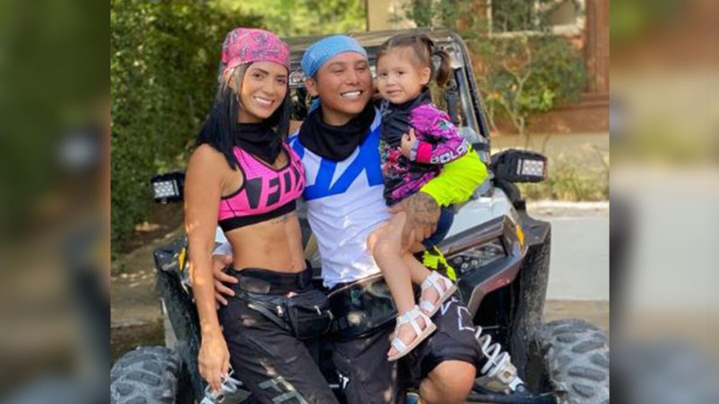 Kim, Edwin y su hija.