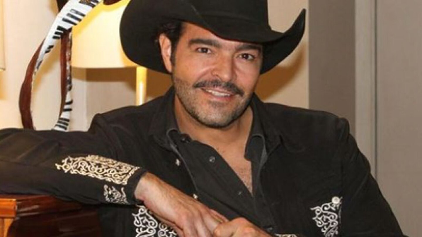 Pablo Montero demanda a la madre de sus hijas