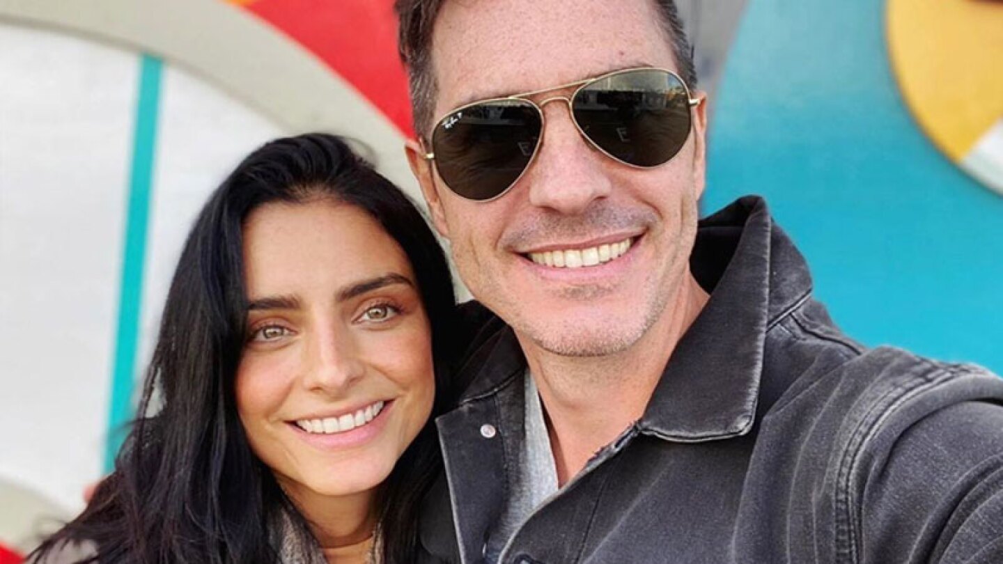 Aislinn Derbez y Mauricio Ochmann