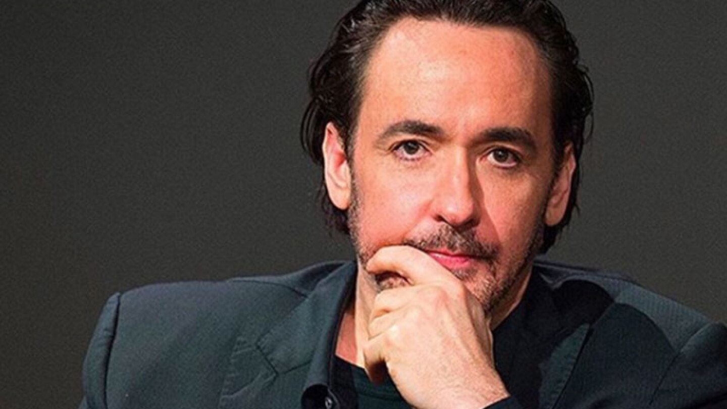 Agreden a John Cusack