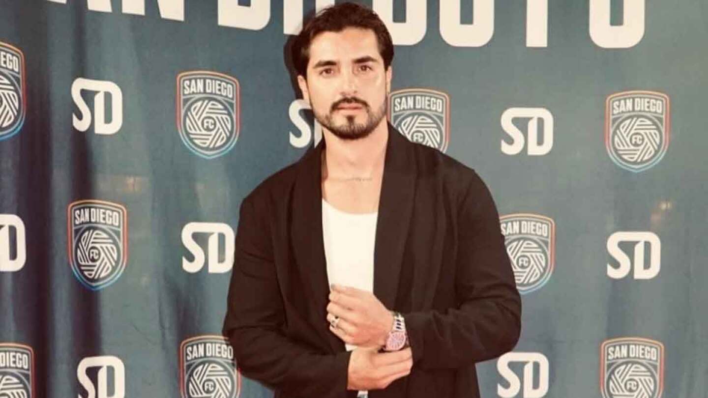 Christian Estrada tiene nueva pareja