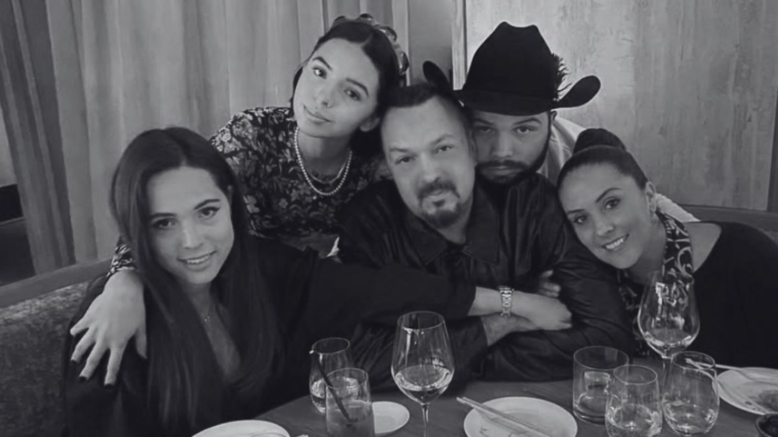 Dinastía Aguilar de luto; anuncian la muerte de Caporal