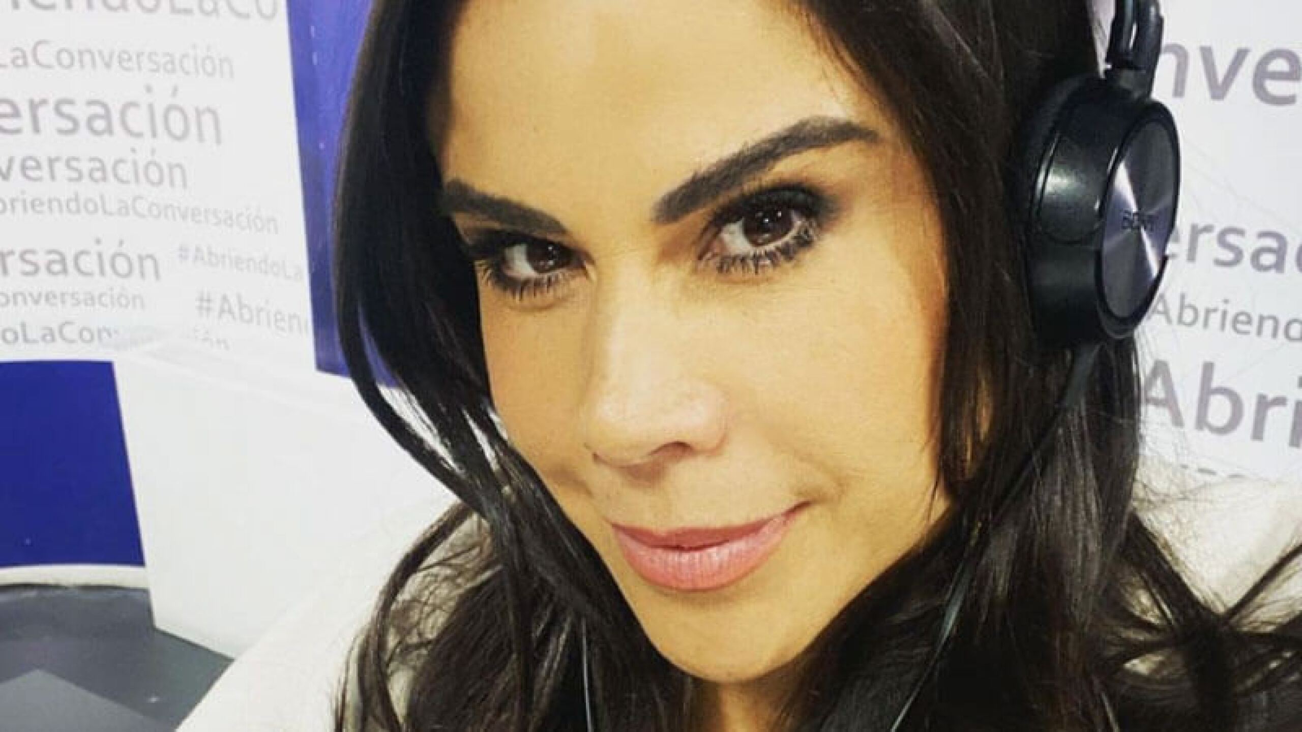 Paola Rojas presume cuerpazo