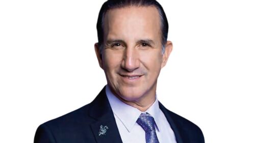 Plutarco Haza y su hijo, Nicolás Haza, tienen un gran parecido