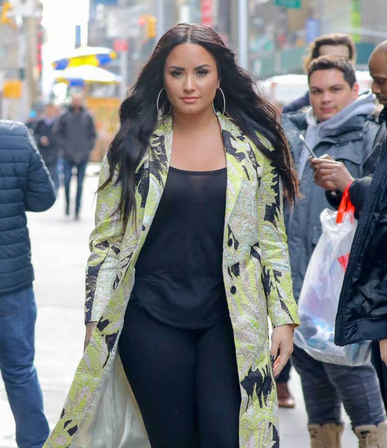 demi lovato revela abuso en su sobredosis y en su adolescencia