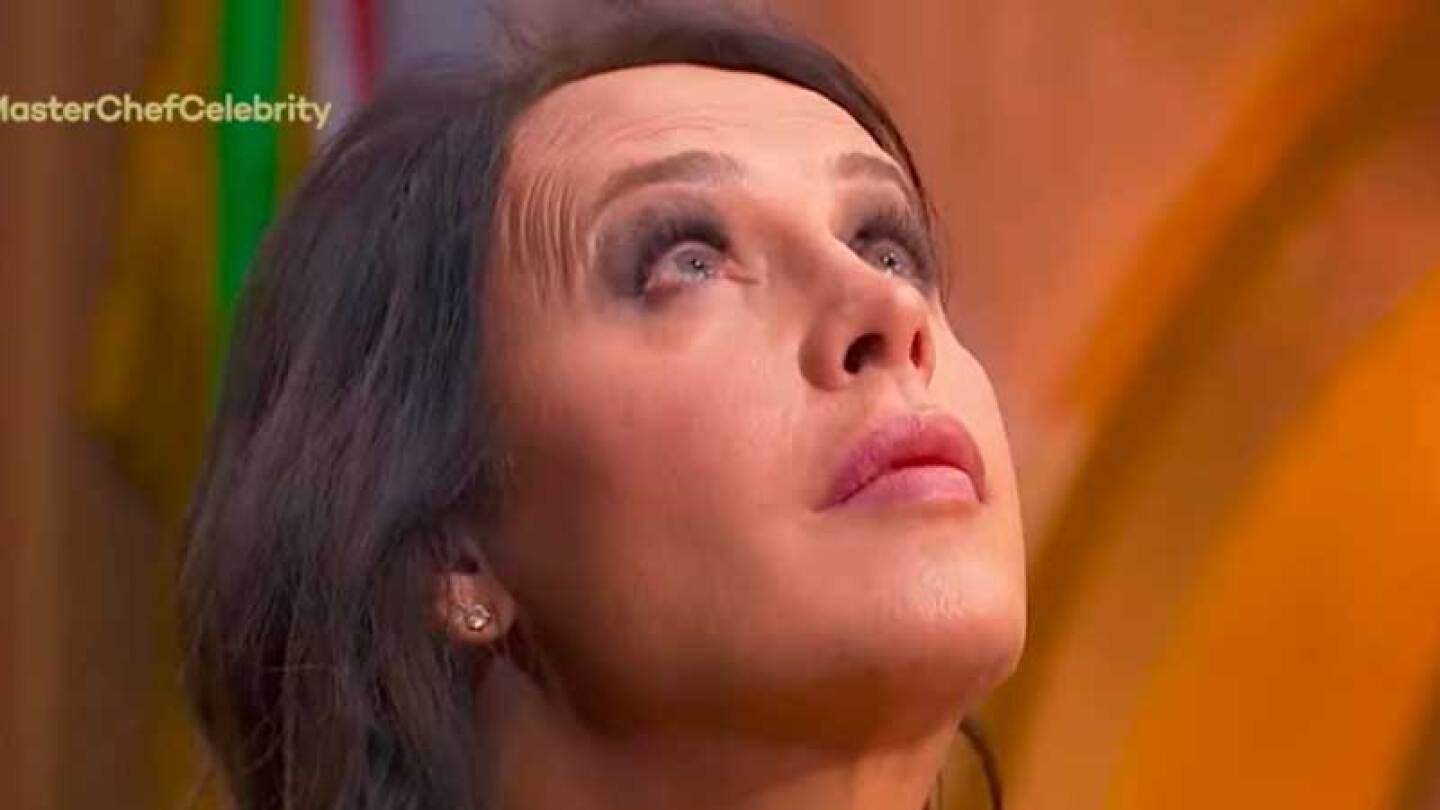 MasterChef Celebrity: Karla Sofía rompe en llanto tras subir al balcón