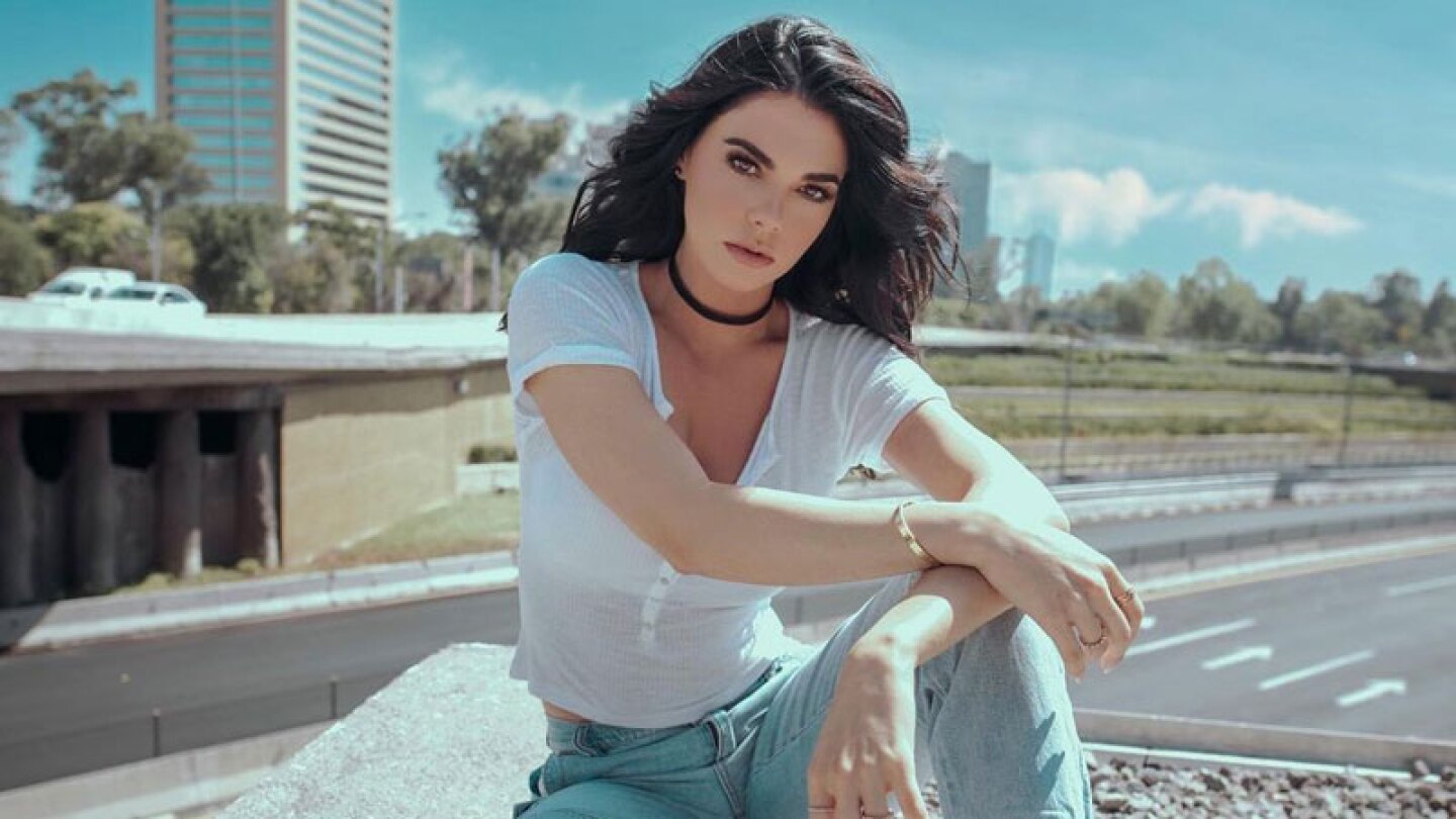 livia brito escorpion casa