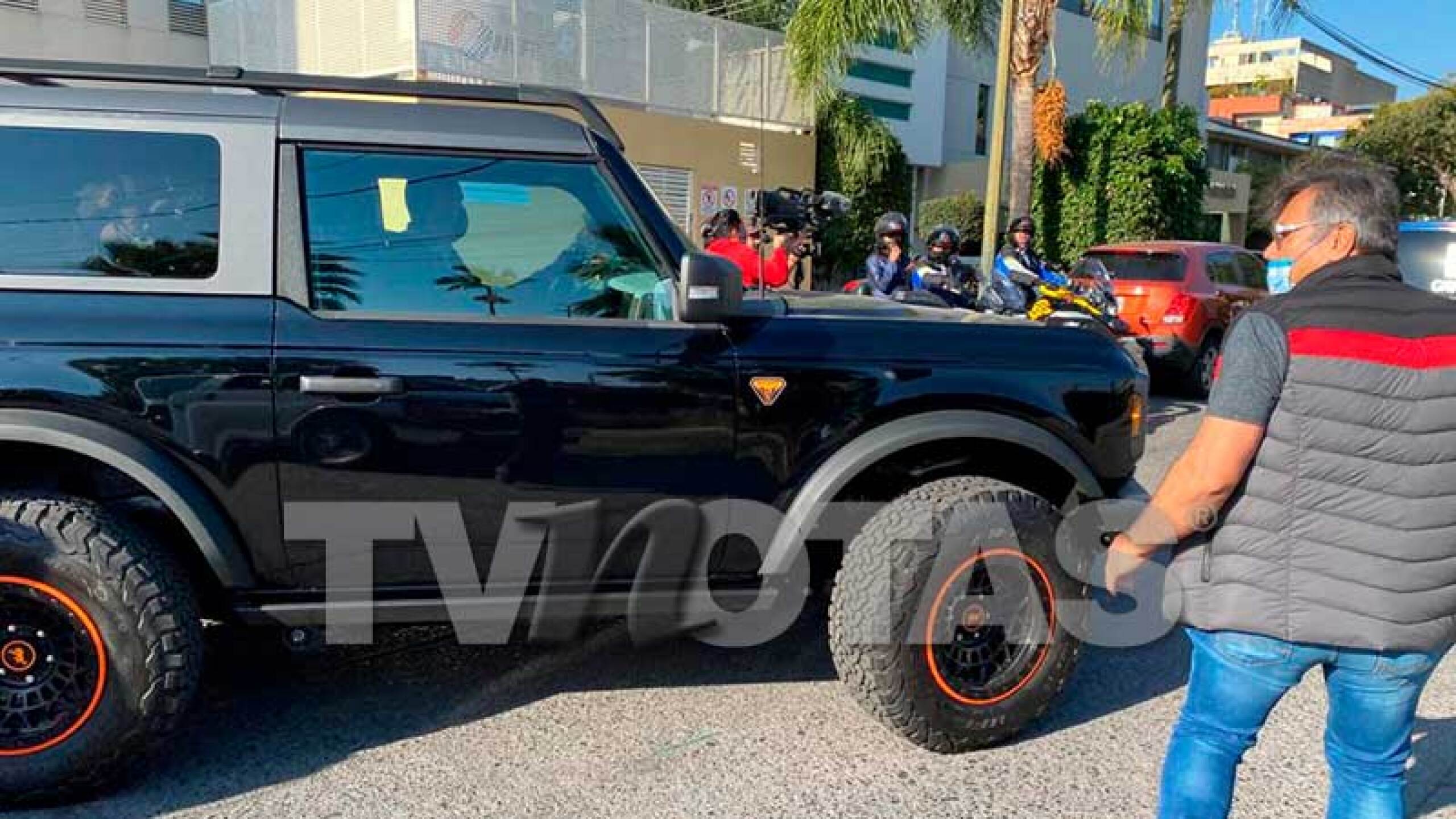 El cantante será velado en su rancho de los tres potrillos