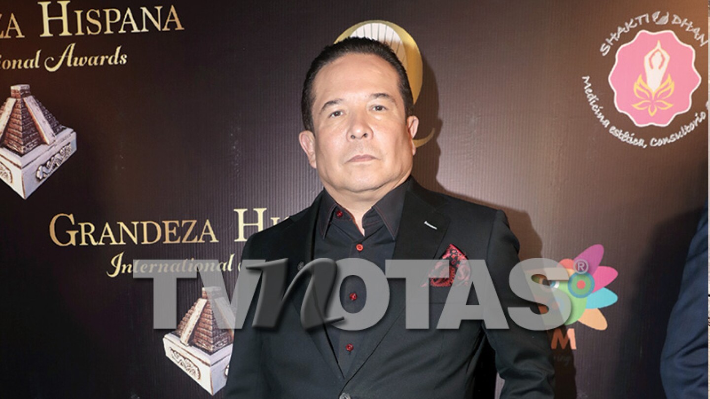 Gustavo Adolfo rejuvenece para competir con chavos