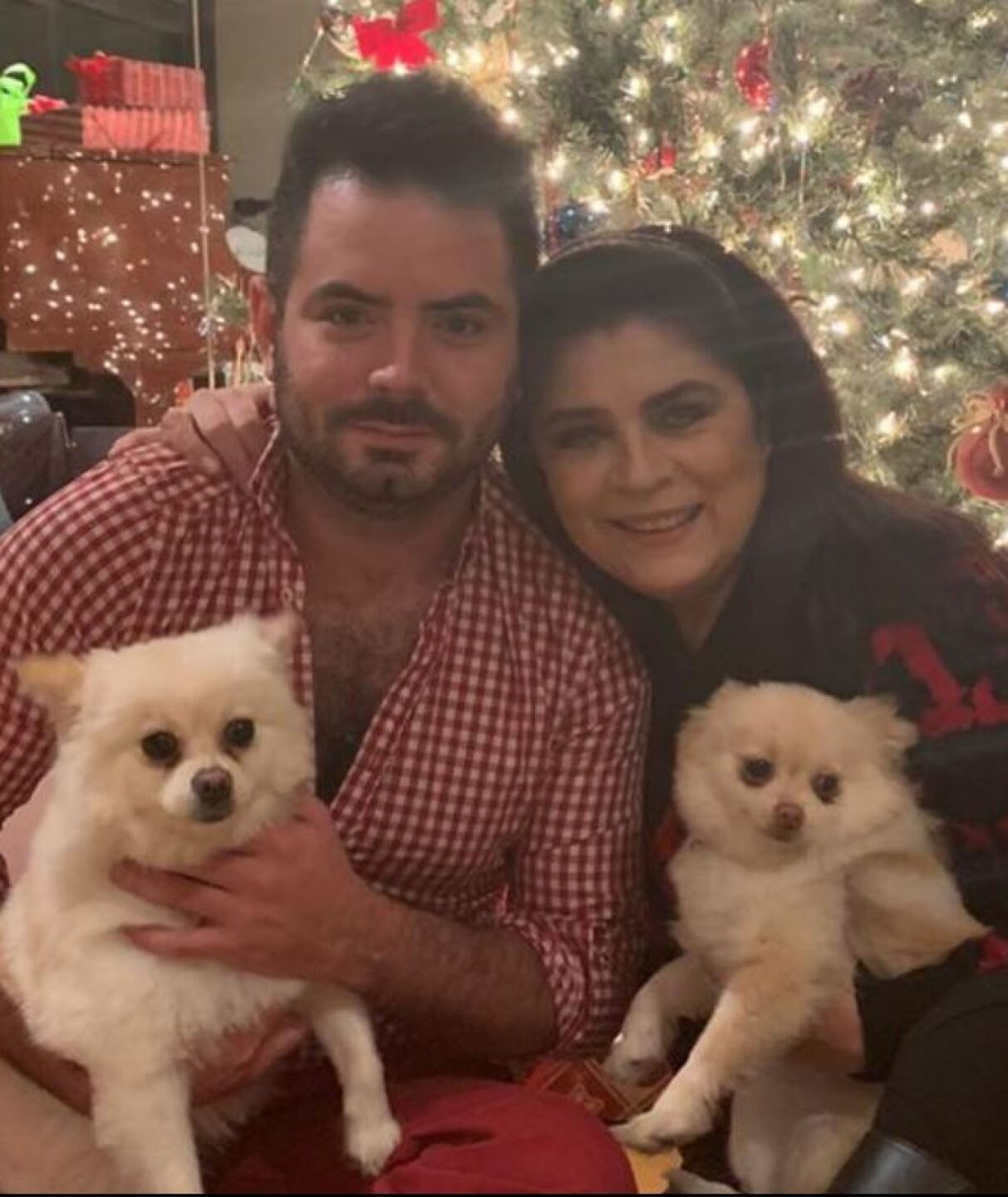 Victoria Ruffo hace impactante revelación y manda mensaje a Eugenio Derbez
