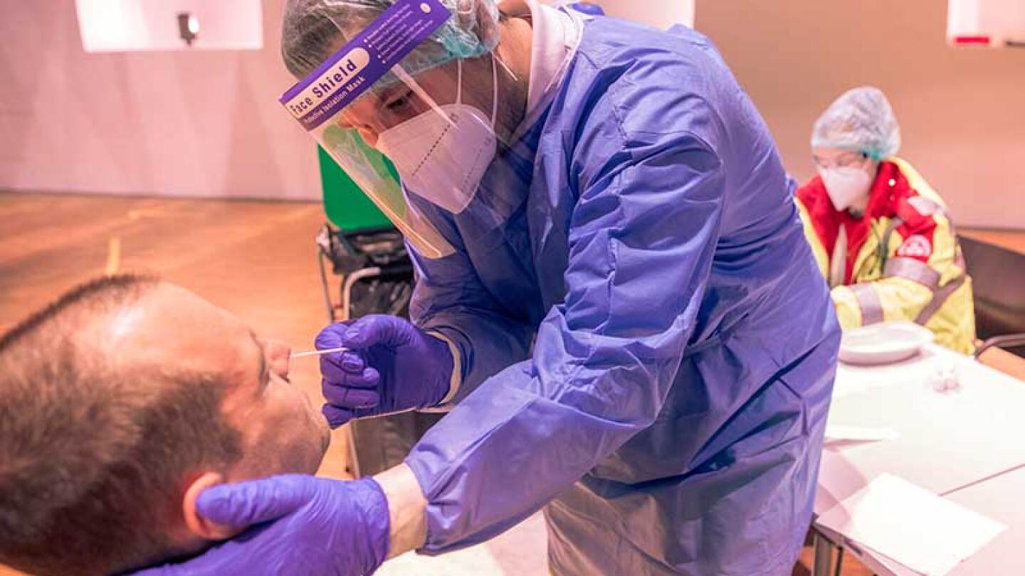 Australia crea prueba Covid para niños