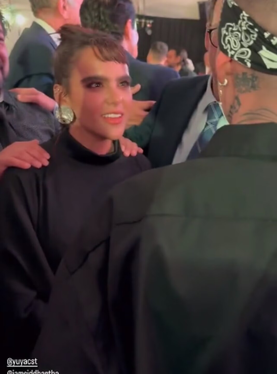 ¿Santa Fe Klan ignoro a Yuya? Internautas arremeten contra el cantate