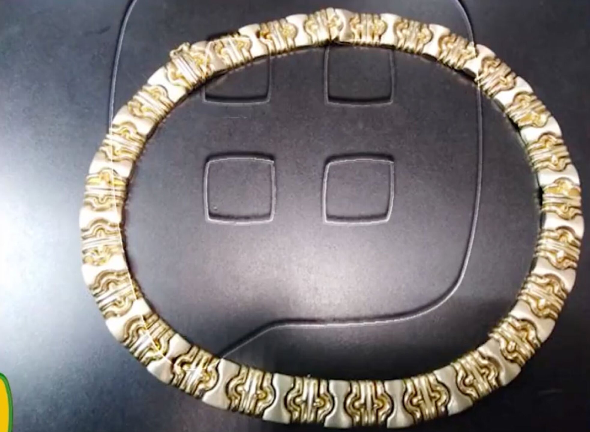 Joyas de Silvia Pinal
