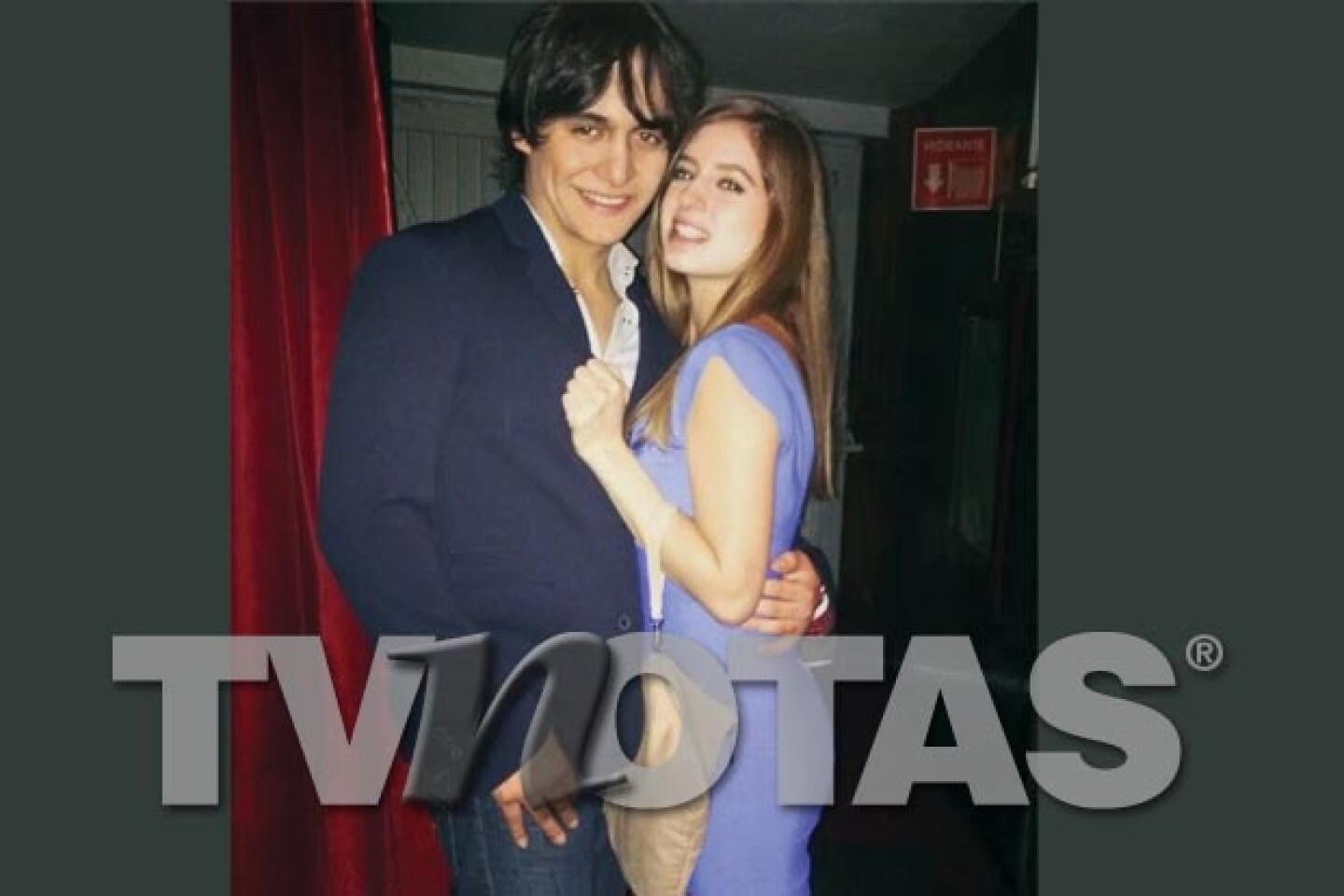 Julián Figueroa actualmente sale con Imelda Tuñón (aquí en la foto) pero estuvo saliendo comenzó a salir con la actriz Regina Pavón.