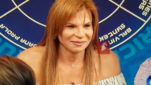 Mhoni Vidente comete error y dice fuerte grosería en plena transmisión de Hoy