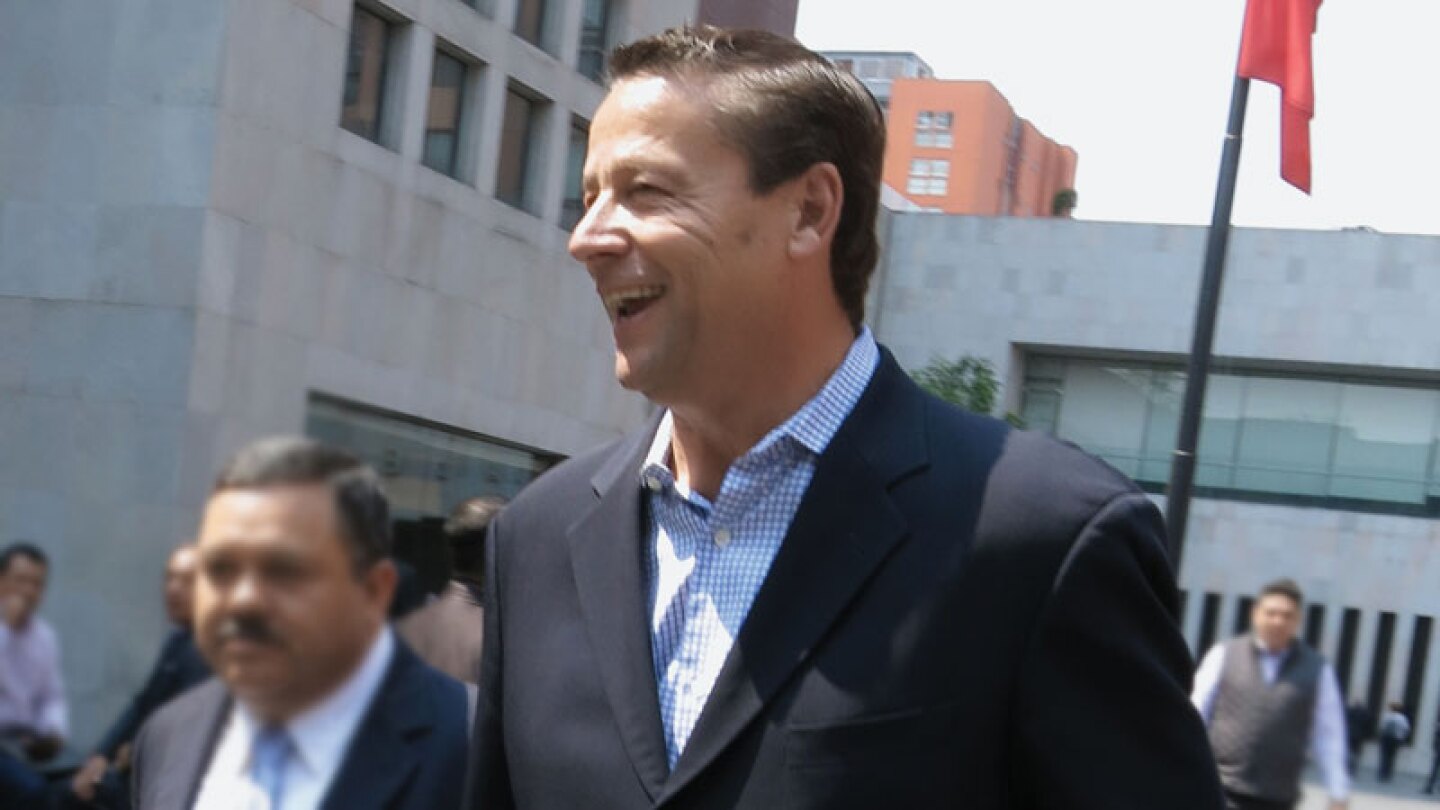 “Ahora buscaré la felicidad y el amor; ya estoy saliendo con alguien”.
