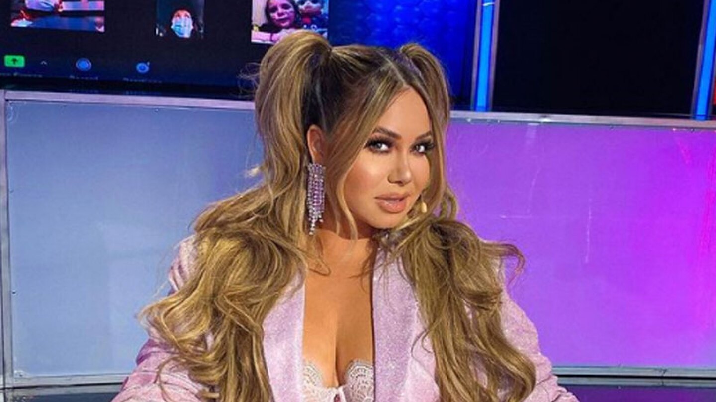 chiquis rivera perro