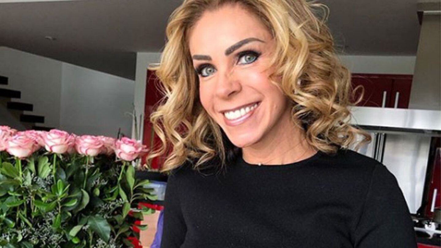 VIDEO: Rocío Sánchez Azuara habla del estado actual de su hija