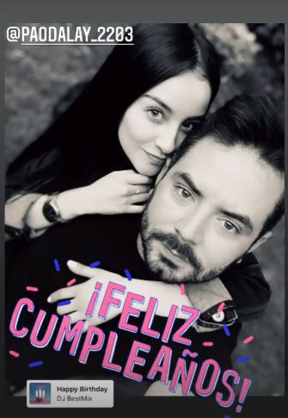 El actor la sorprendió con un regalo.
