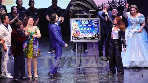 José Ron y María León padrinos The wiz