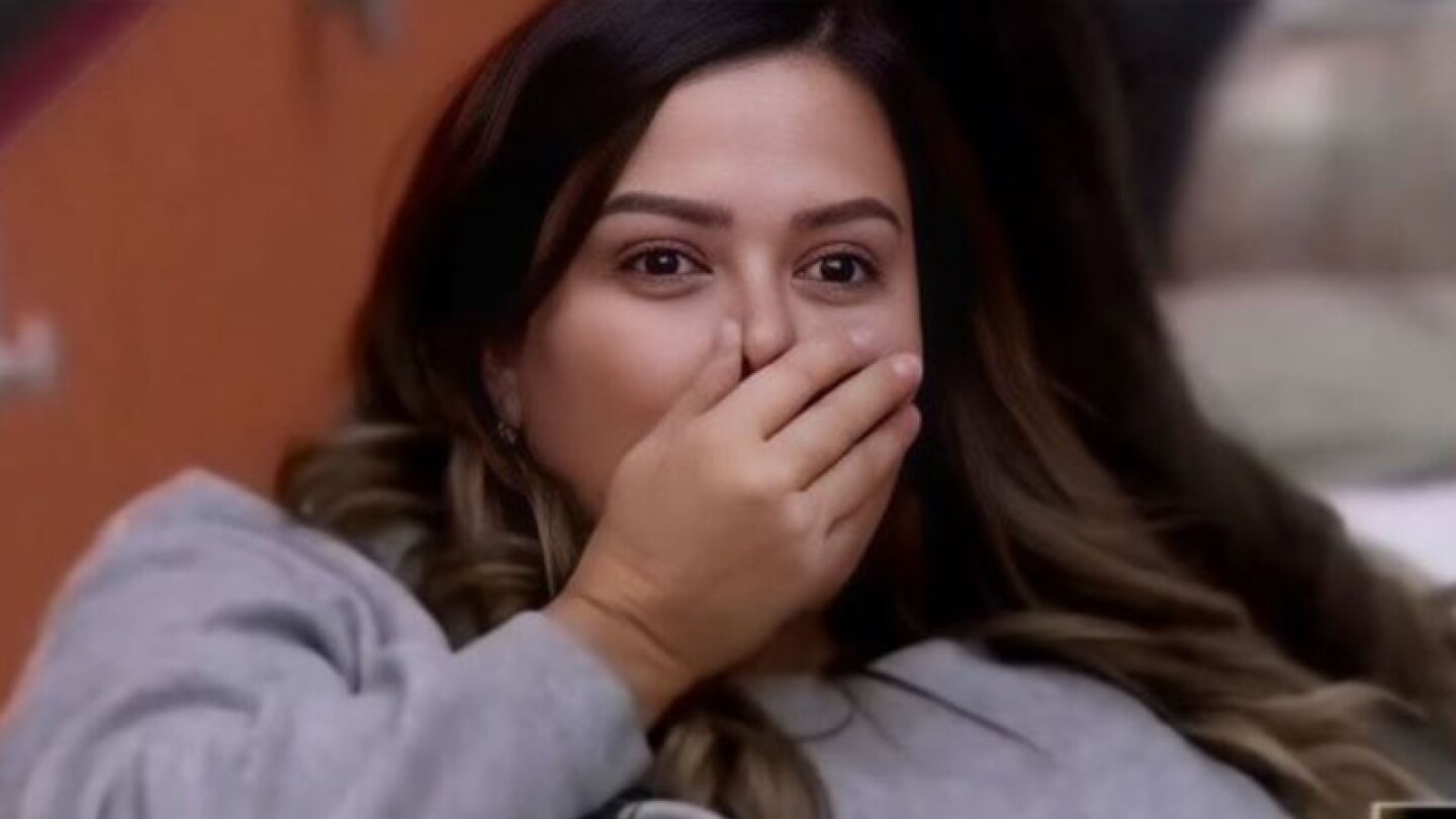Mariana Echeverría sorprendida en La casa de los famosos México