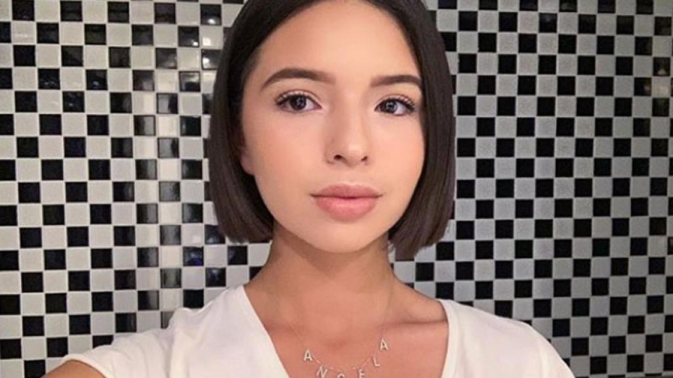 Ángela Aguilar recibió palabras de amor por parte de su padre