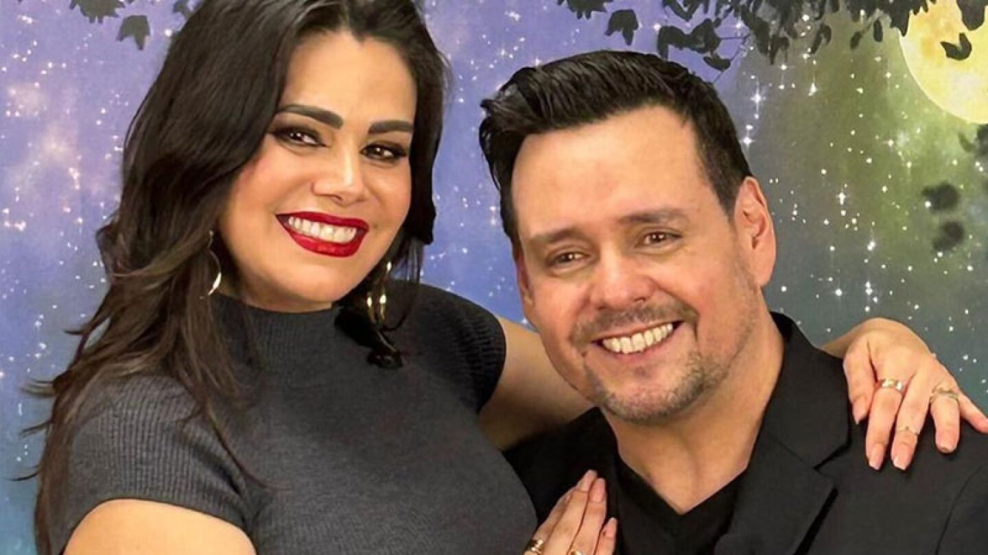 Rodrigo Vidal y Luz Elena González infieles