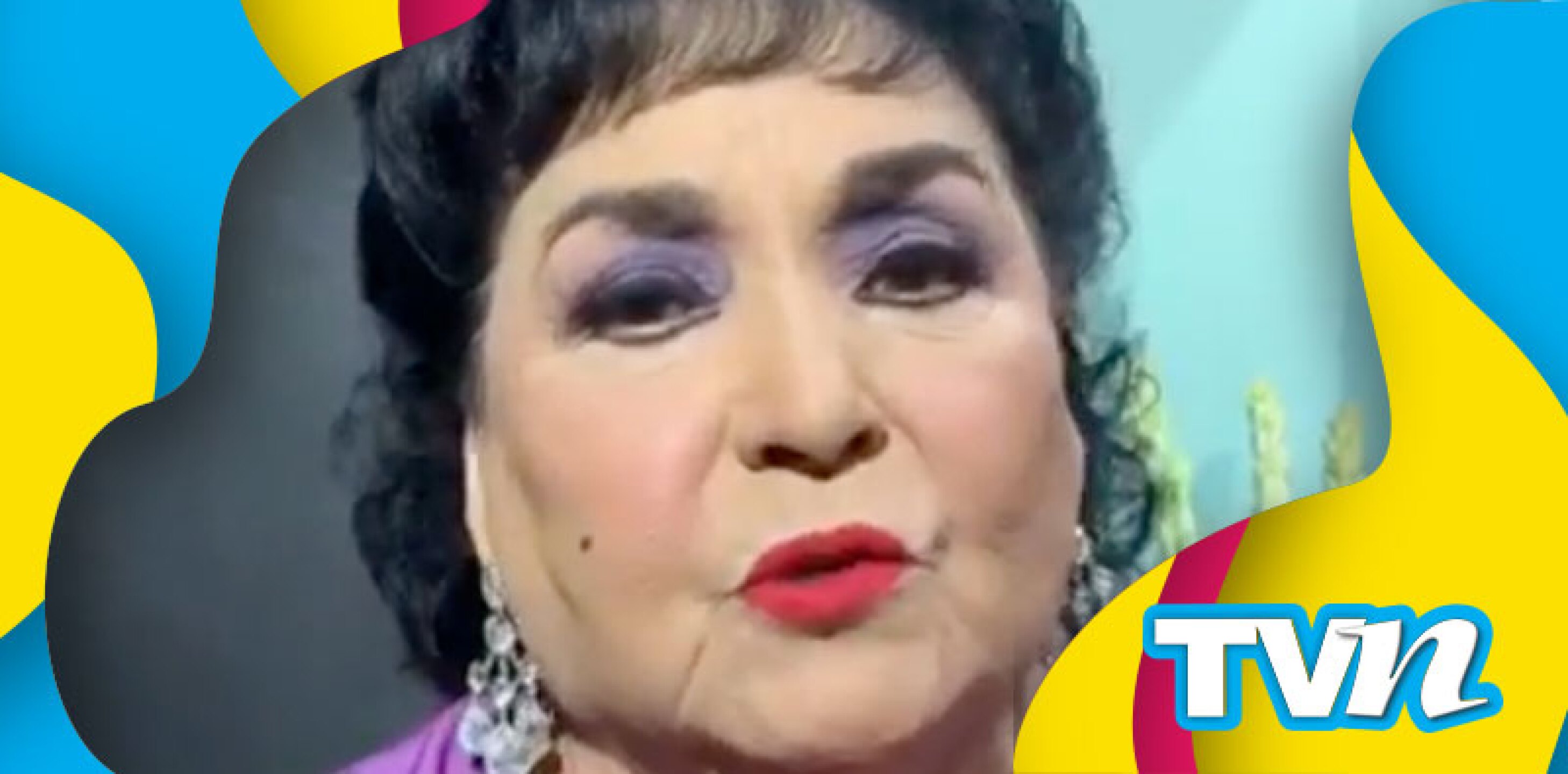 China exige a Carmen Salinas se disculpe