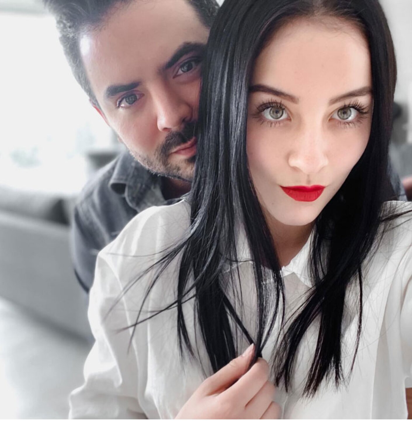 José Eduardo ya presentó a su novia con Victoria Ruffo