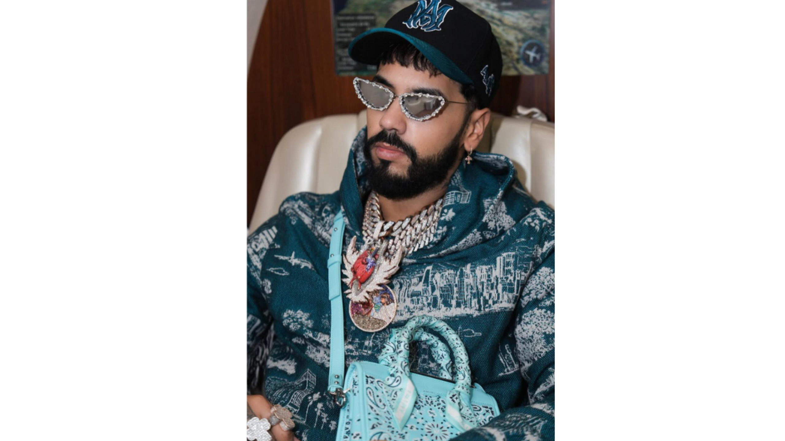 Anuel AA es hospitalizado
