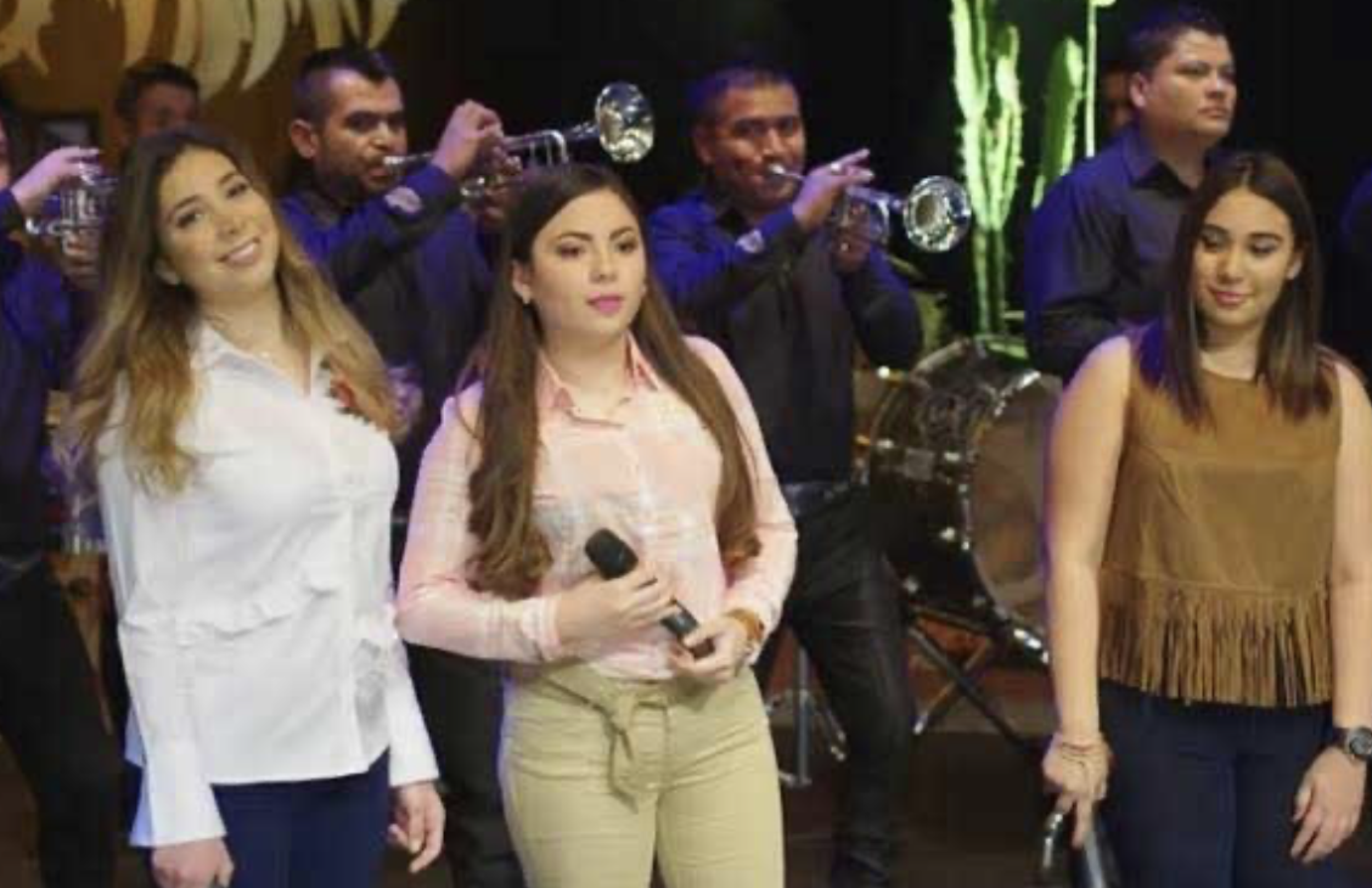 Hijas de Valentín Elizalde