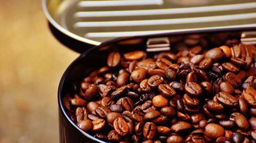 Dale un buen uso a los granos de café.