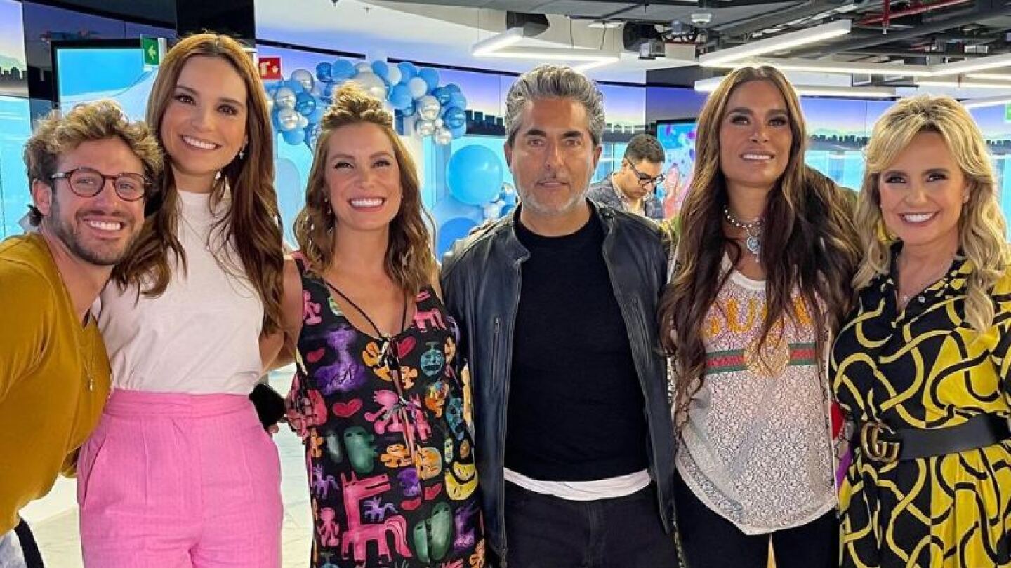 Entre amigos, así celebró Andrea Escalona su segundo baby shower