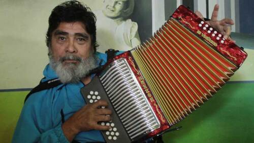 Celso Piña es conocido como 'el rebelde del acordeón'.